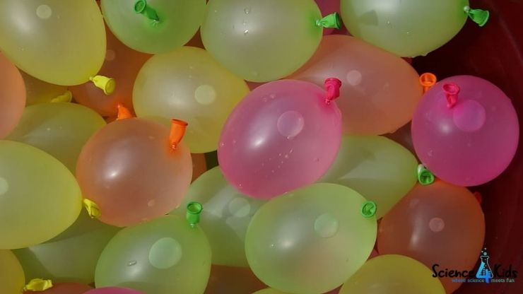Easy science experiments with balloons